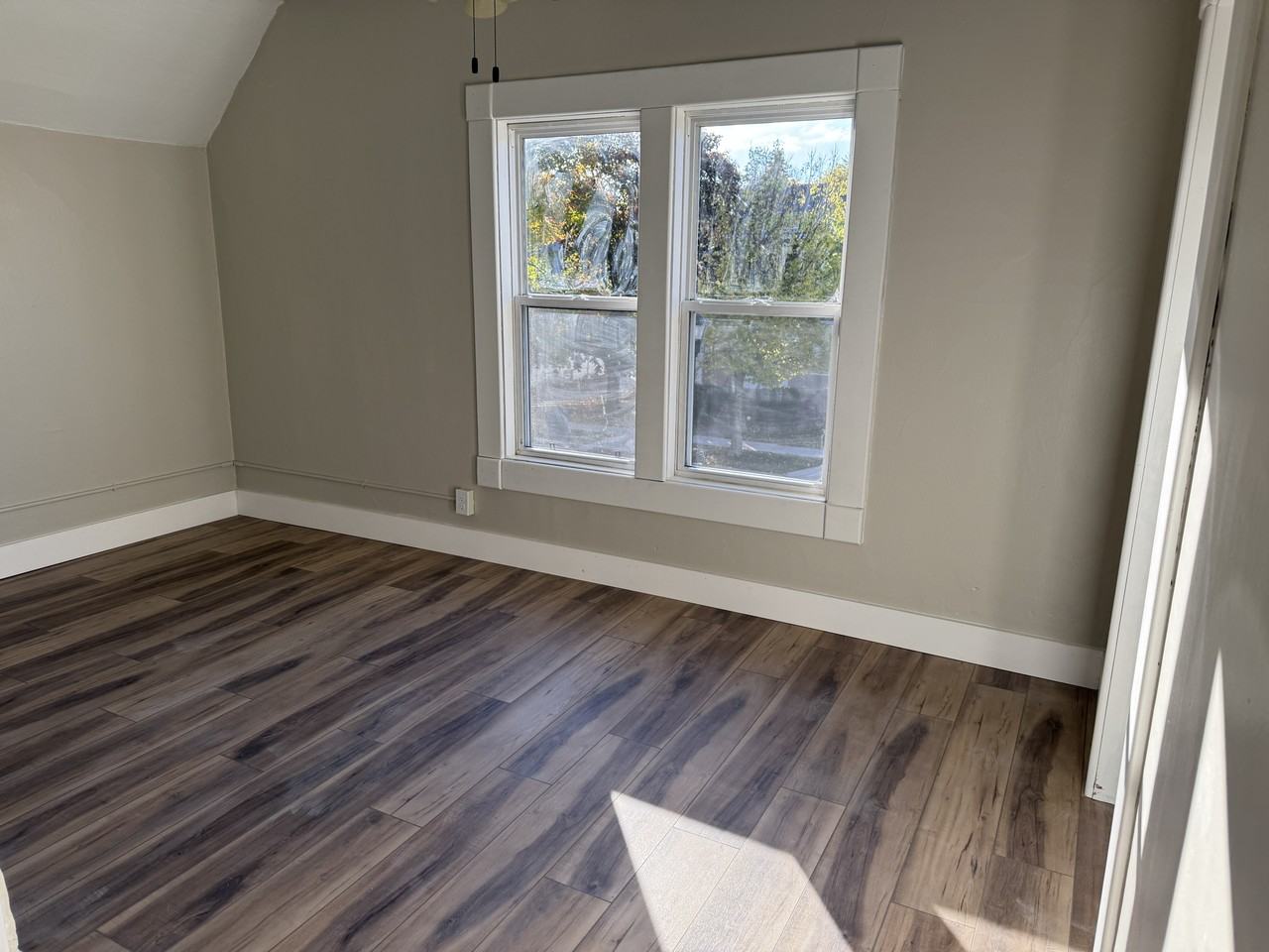 377 Ellis St #377-1-2 - Photo 7 of 11