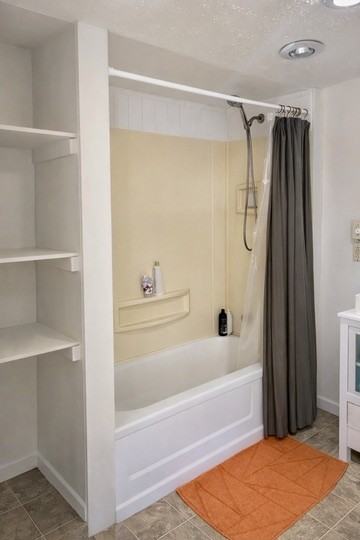 509 Cascadilla St #1 - Photo 6 of 31