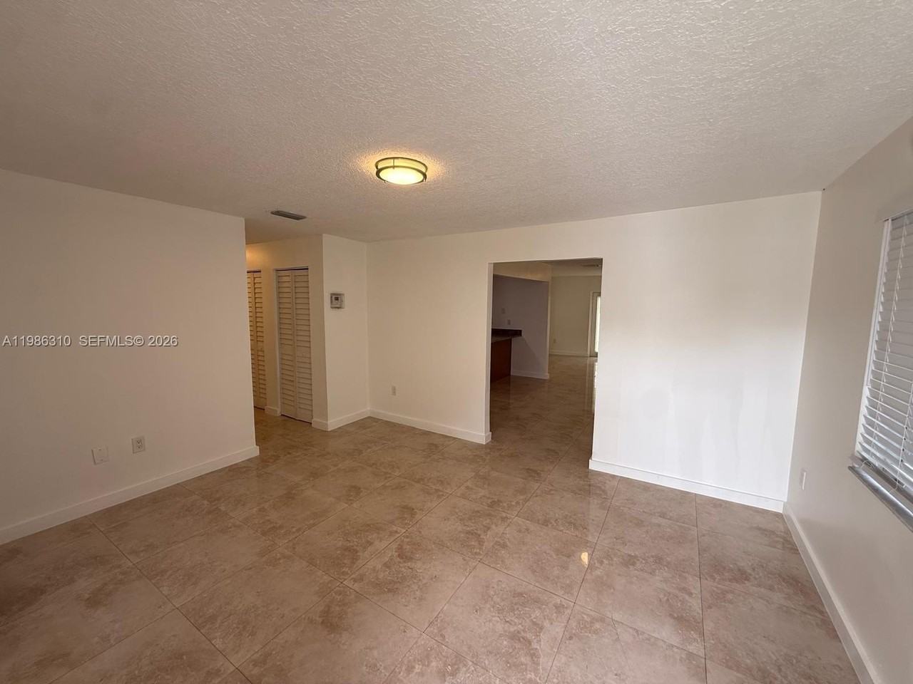 1781 Nw 16th St - Photo 2 of 23