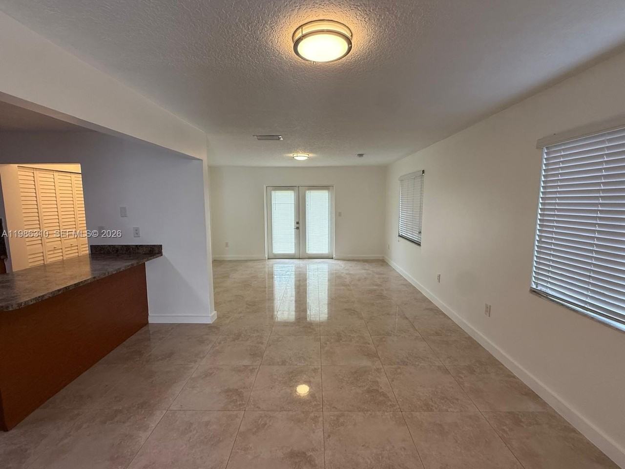 1781 Nw 16th St - Photo 5 of 23