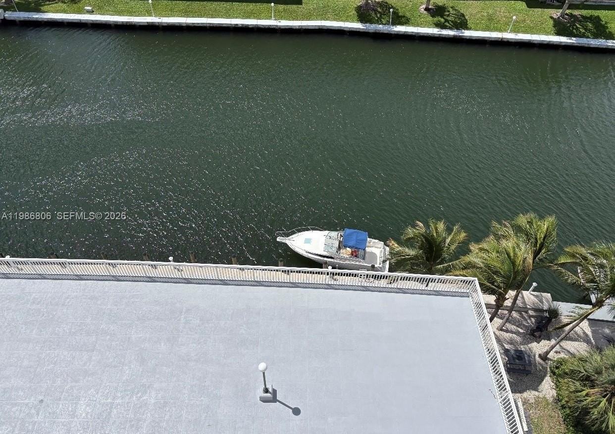 427 Golden Isles Dr #10D - Photo 3 of 25