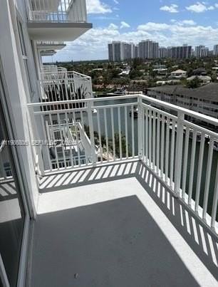 427 Golden Isles Dr #10D - Photo 5 of 25