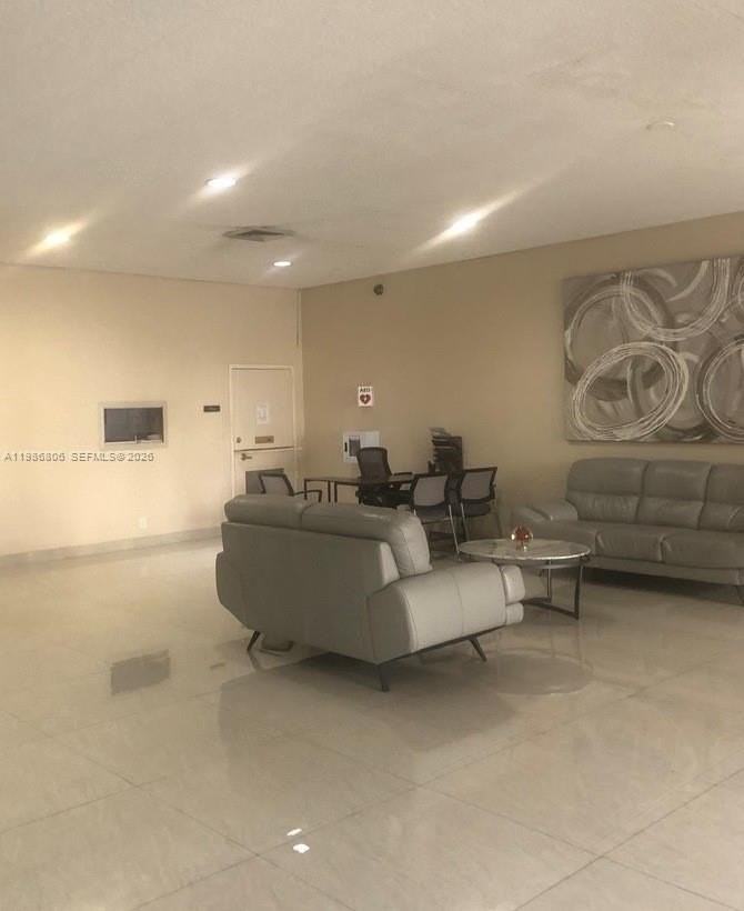 427 Golden Isles Dr #10D - Photo 7 of 25