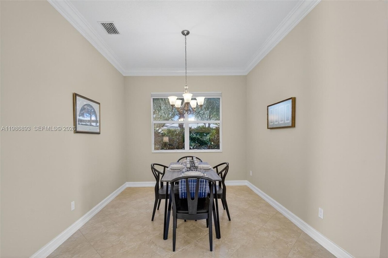 6833 Watertown Dr - Photo 6 of 50