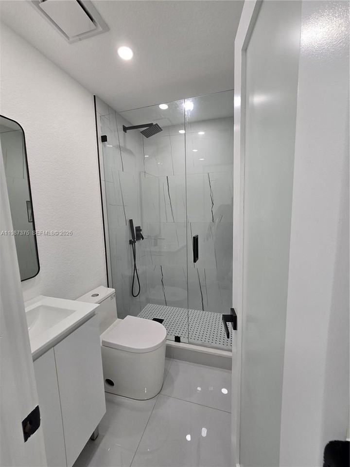 5551 Nw 175th St #1 - Photo 4 of 11