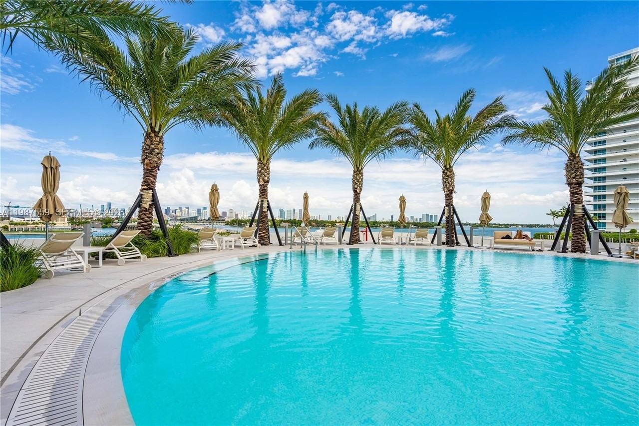 450 Alton Rd #2005 - Photo 2 of 19