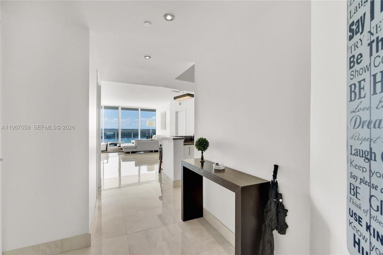 450 Alton Rd #2005 - Photo 4 of 19