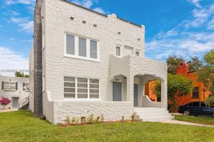 327 Sw 20th St #3 - Photo 1 of 1