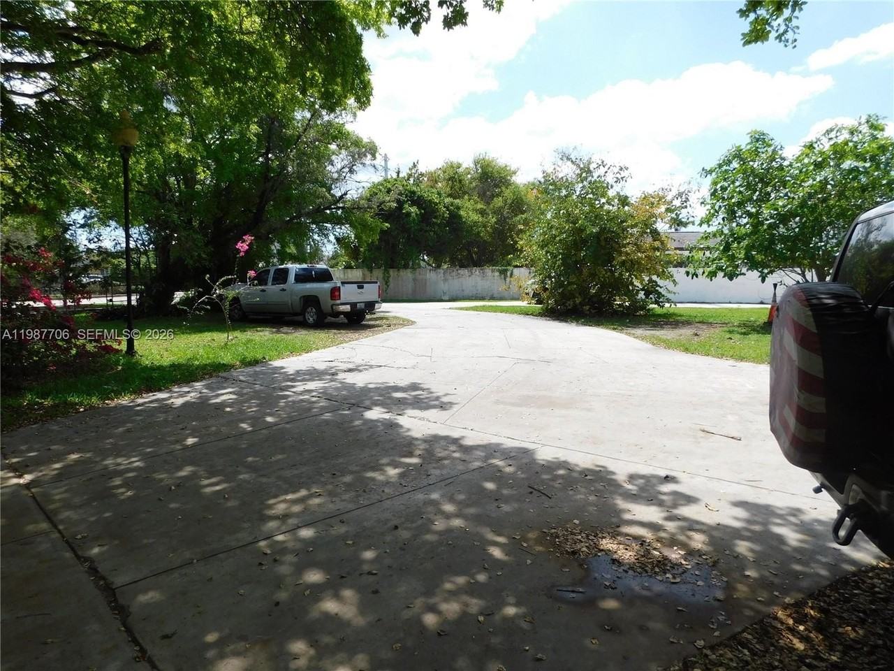 6700 Sw 97th Ave #B - Photo 2 of 12