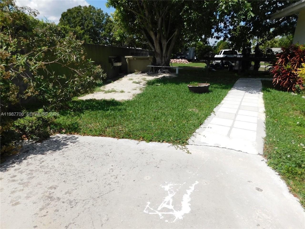 6700 Sw 97th Ave #B - Photo 5 of 12