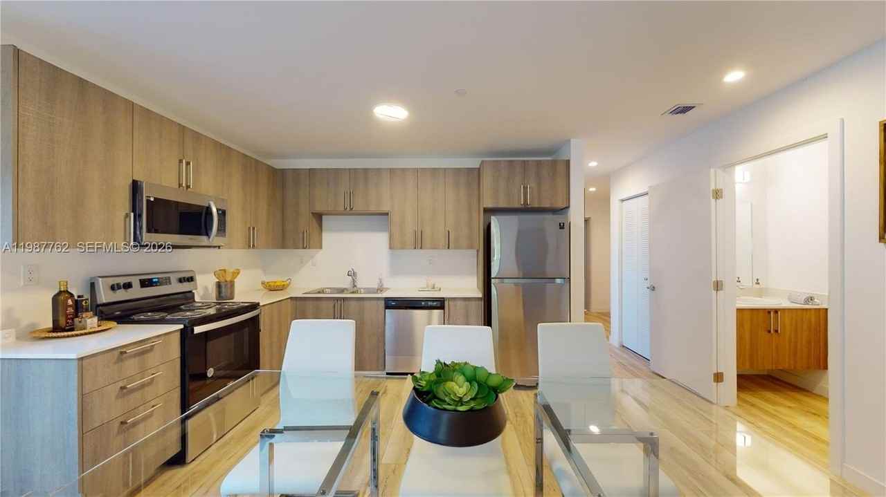 24705 Sw 129th Ave #114 - Photo 2 of 34