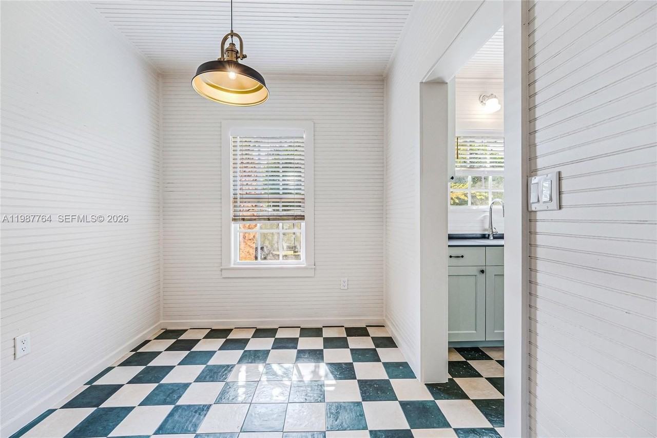 3826 Oak Ave #3826 - Photo 7 of 19