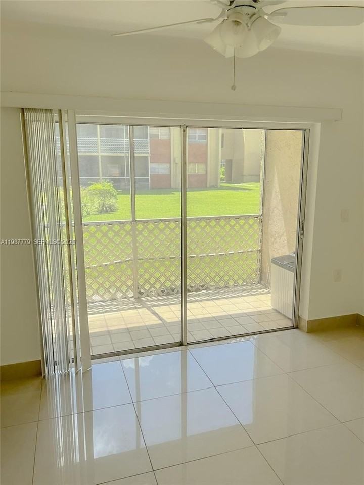 3610 Nw 21st St #104 - Photo 3 of 16