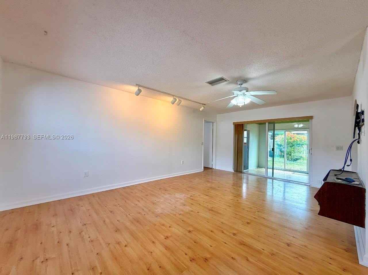 11730 Nw 33rd St - Photo 2 of 16