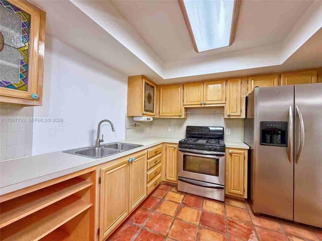 11730 Nw 33rd St - Photo 5 of 16