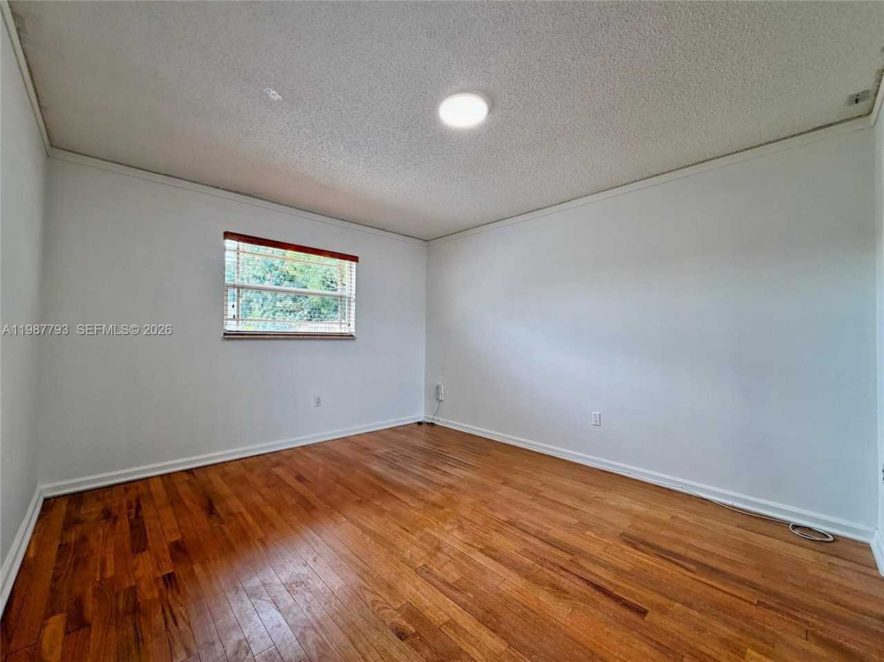 11730 Nw 33rd St - Photo 6 of 16