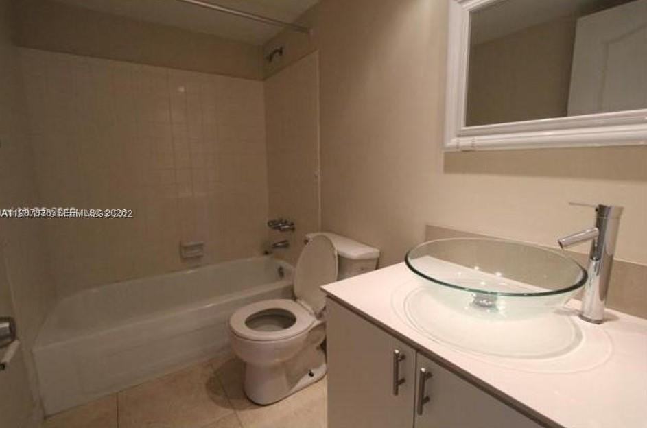 5775 W 20th Ave #406 - Photo 3 of 4