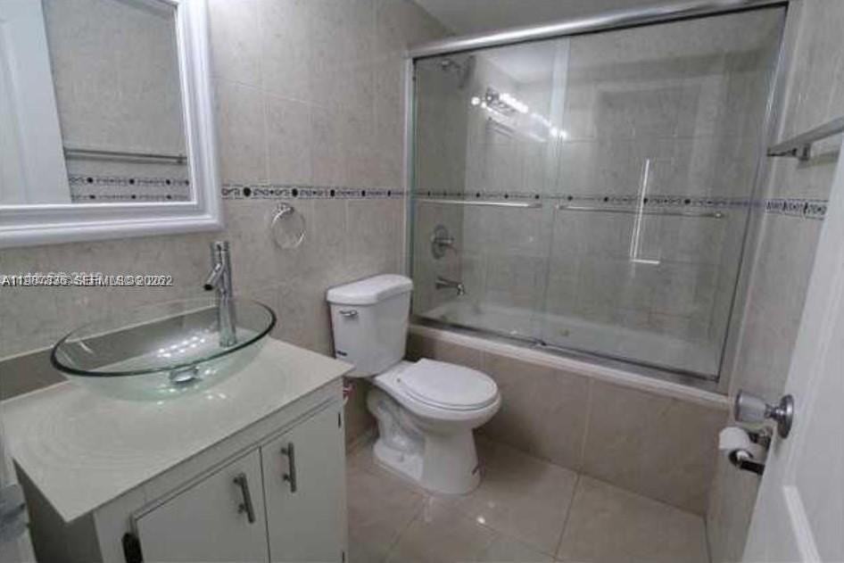 5775 W 20th Ave #406 - Photo 4 of 4