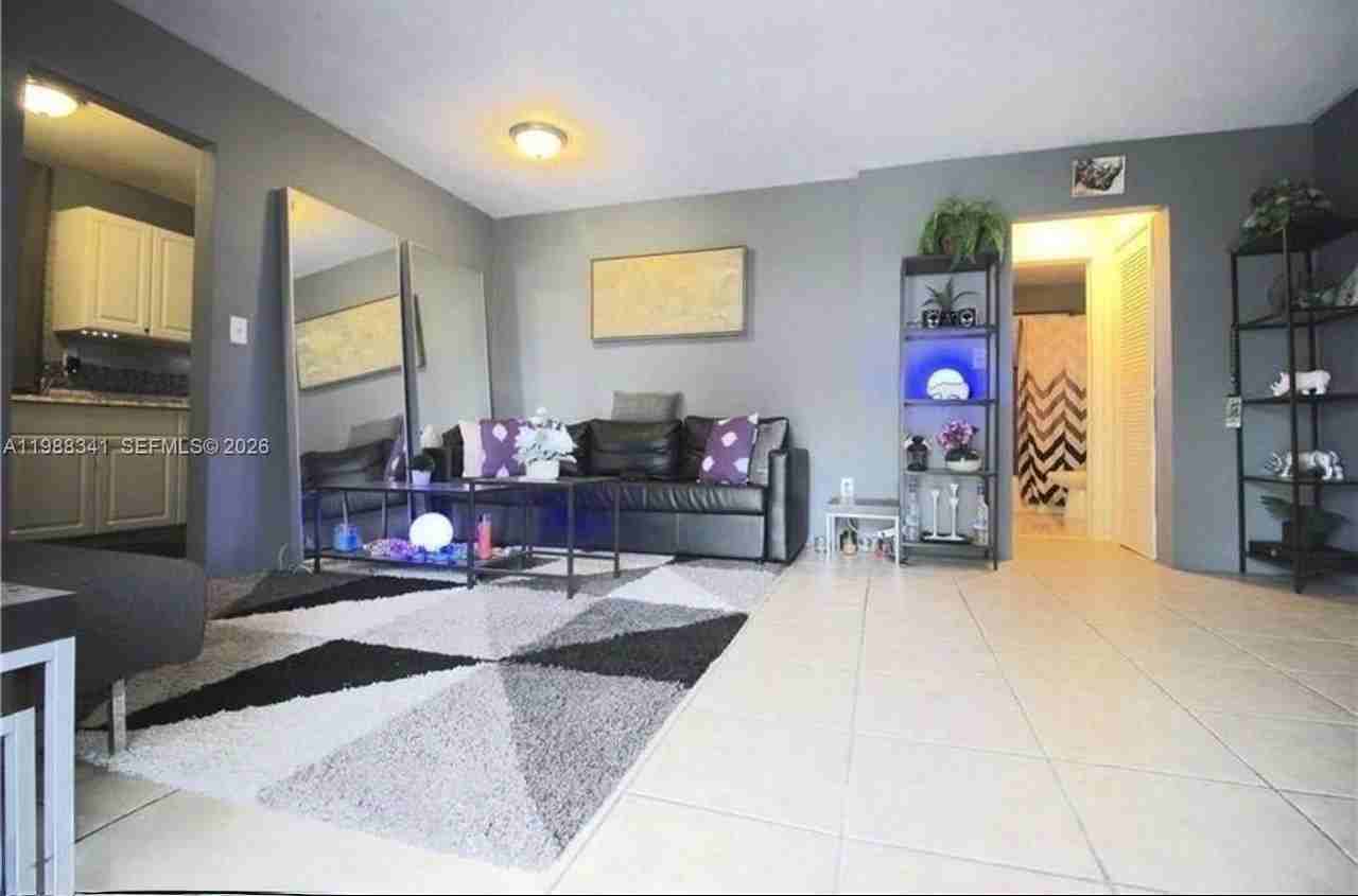 2120 Ne 168th St #C - Photo 6 of 17