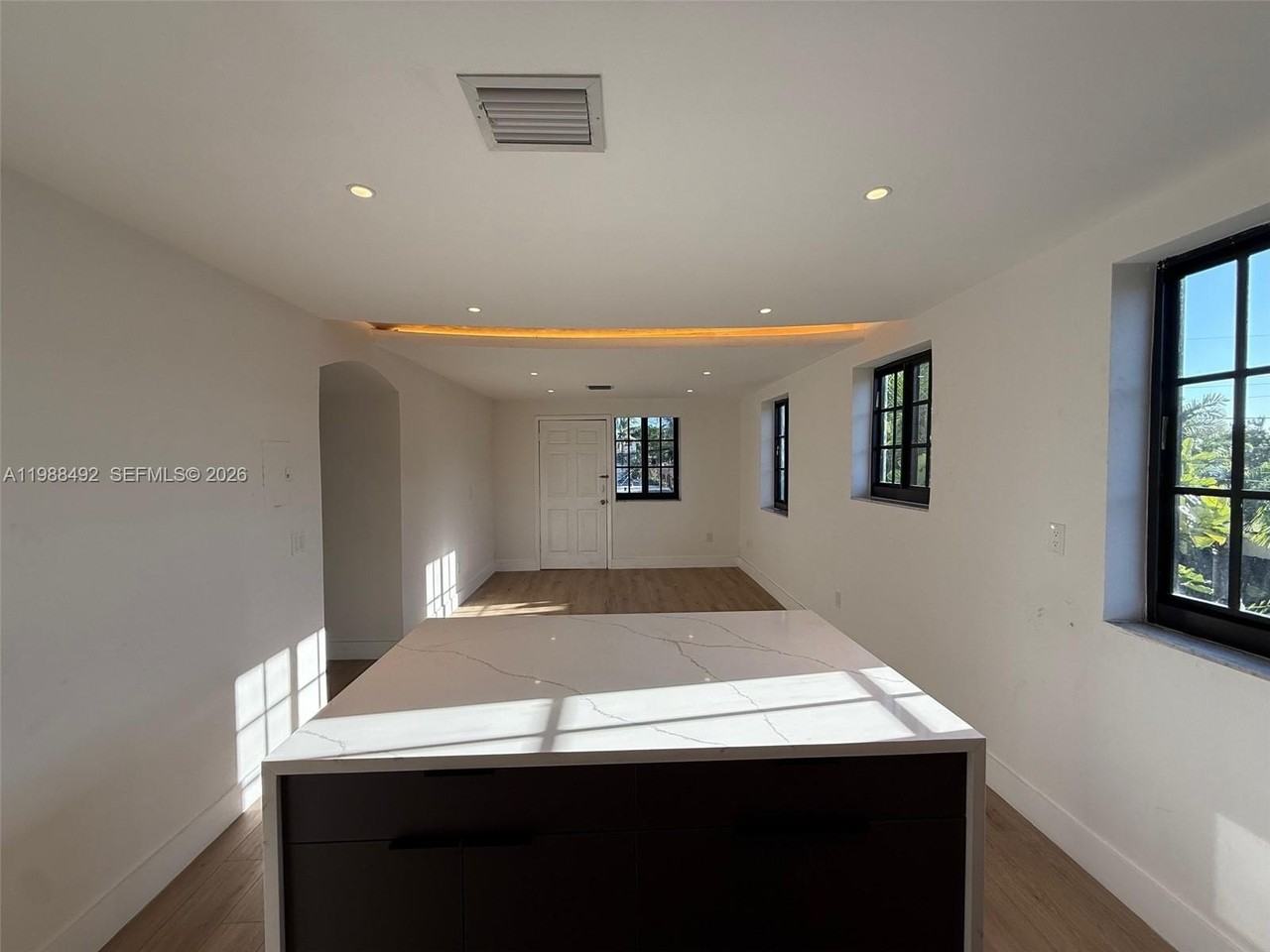 1716 Sw 11th St #4 - Photo 4 of 11