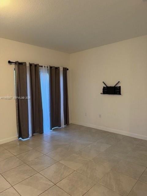 1031 Se 27th Ter #1031 - Photo 4 of 12