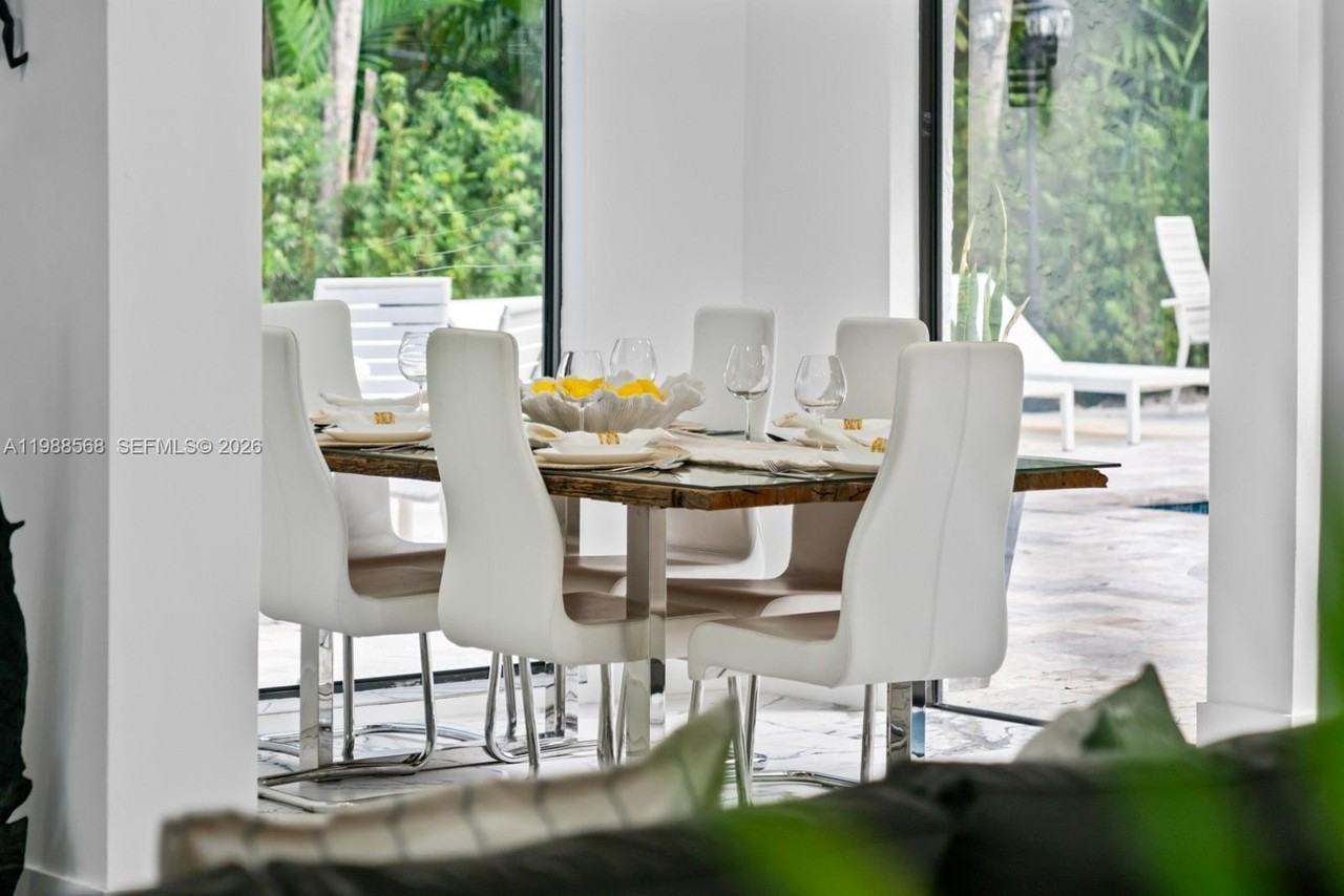 1730 Ne 137th Ter #0 - Photo 7 of 40