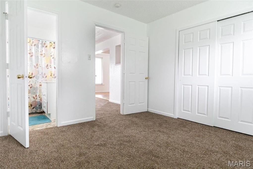 936 Guenzler Dr - Photo 2 of 8