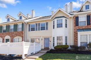 195 Darwin Ln - Photo 1 of 1