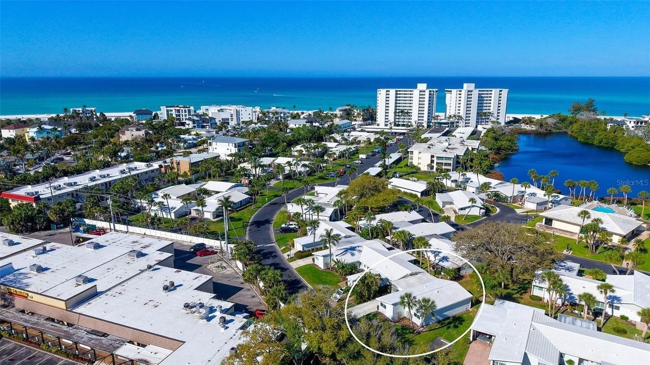 131 Whispering Sands Cir #V33 - Photo 2 of 50