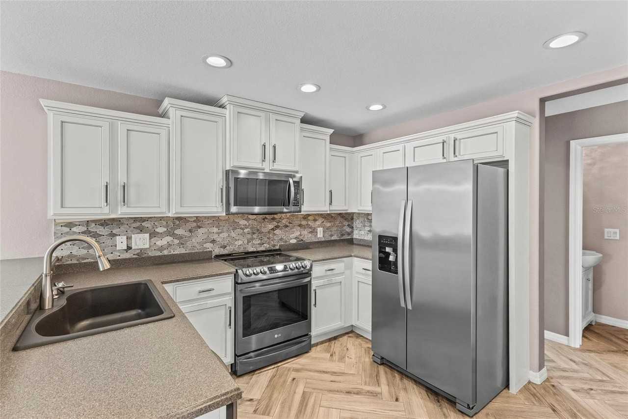 11754 Tempest Harbor Loop - Photo 7 of 50