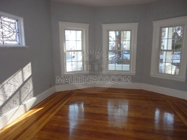 92 Fairmont St 1 - Photo 2 of 9