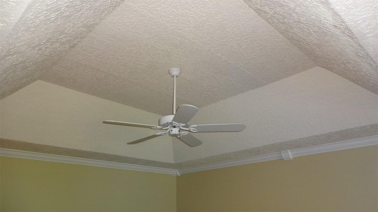 1144 Delaney Ave #1144 - Photo 4 of 50