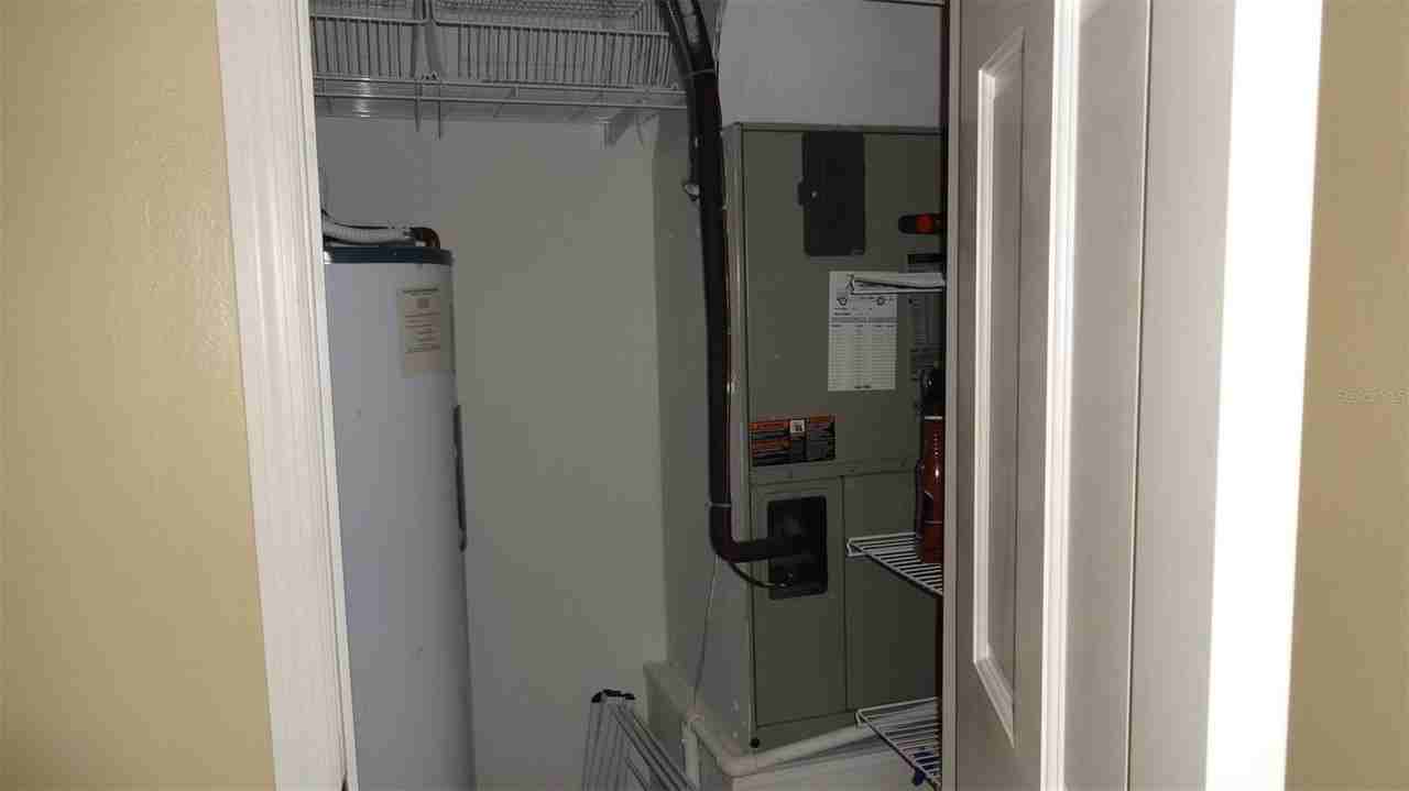 1144 Delaney Ave #1144 - Photo 6 of 50