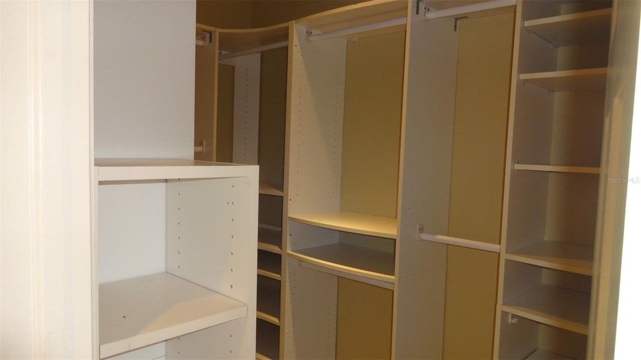 1144 Delaney Ave #1144 - Photo 7 of 50