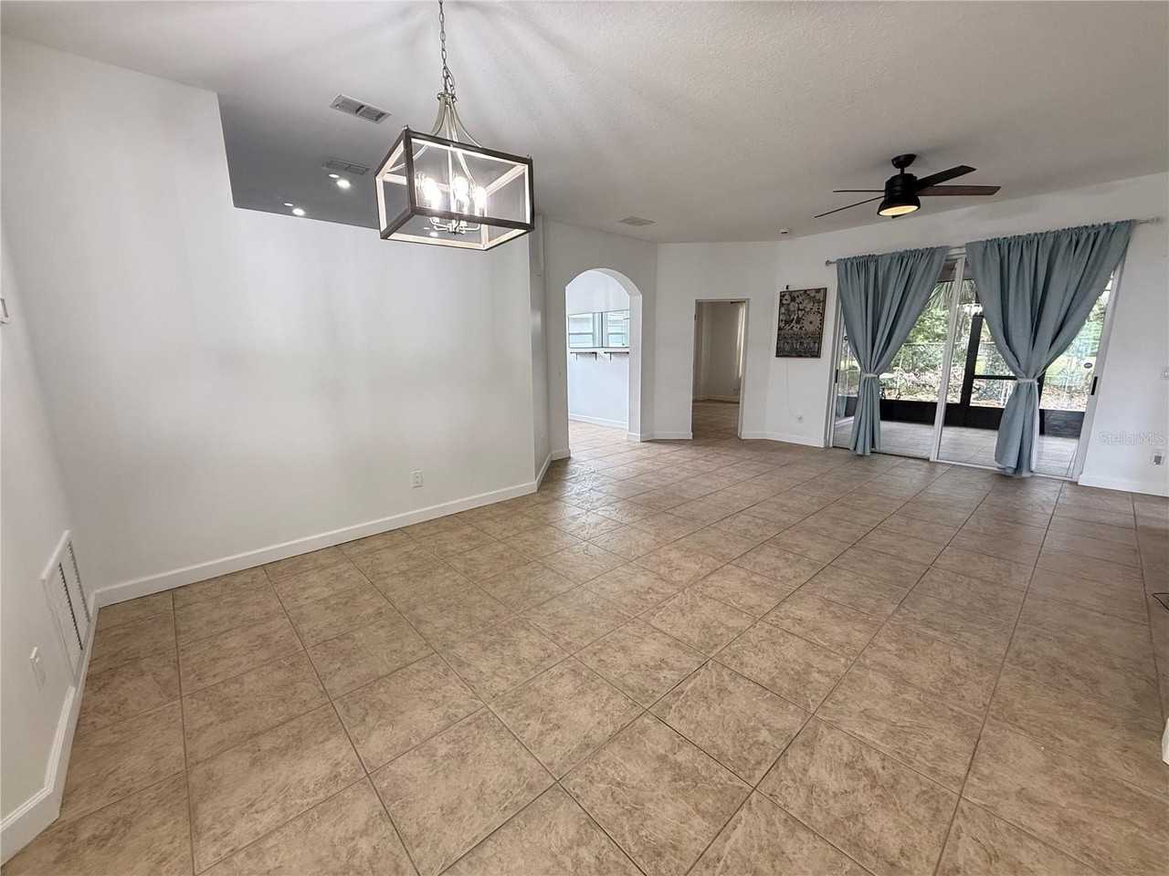 1160 Cherry Valley Way - Photo 5 of 27