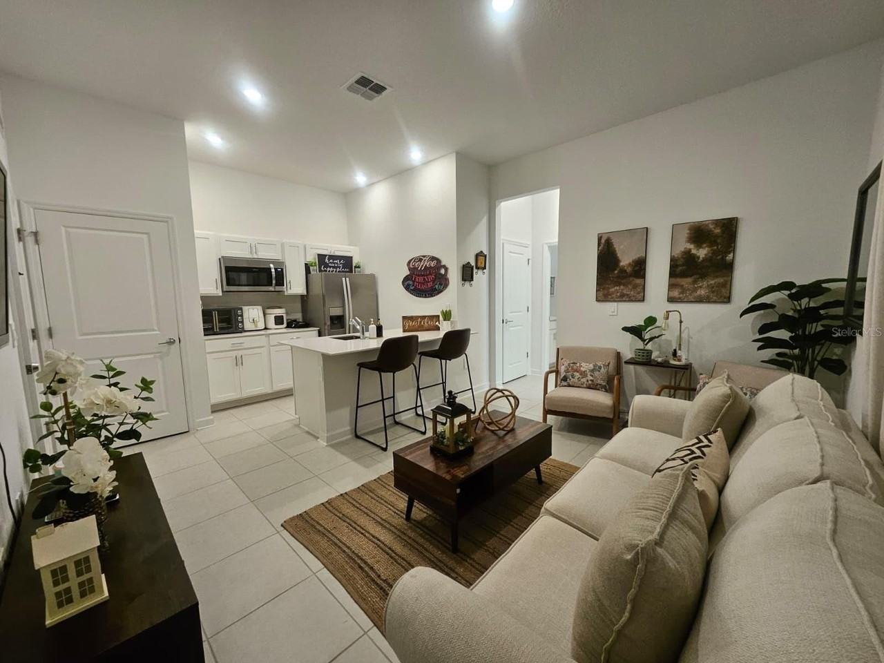 4823 Waltham Forest Dr - Photo 4 of 24