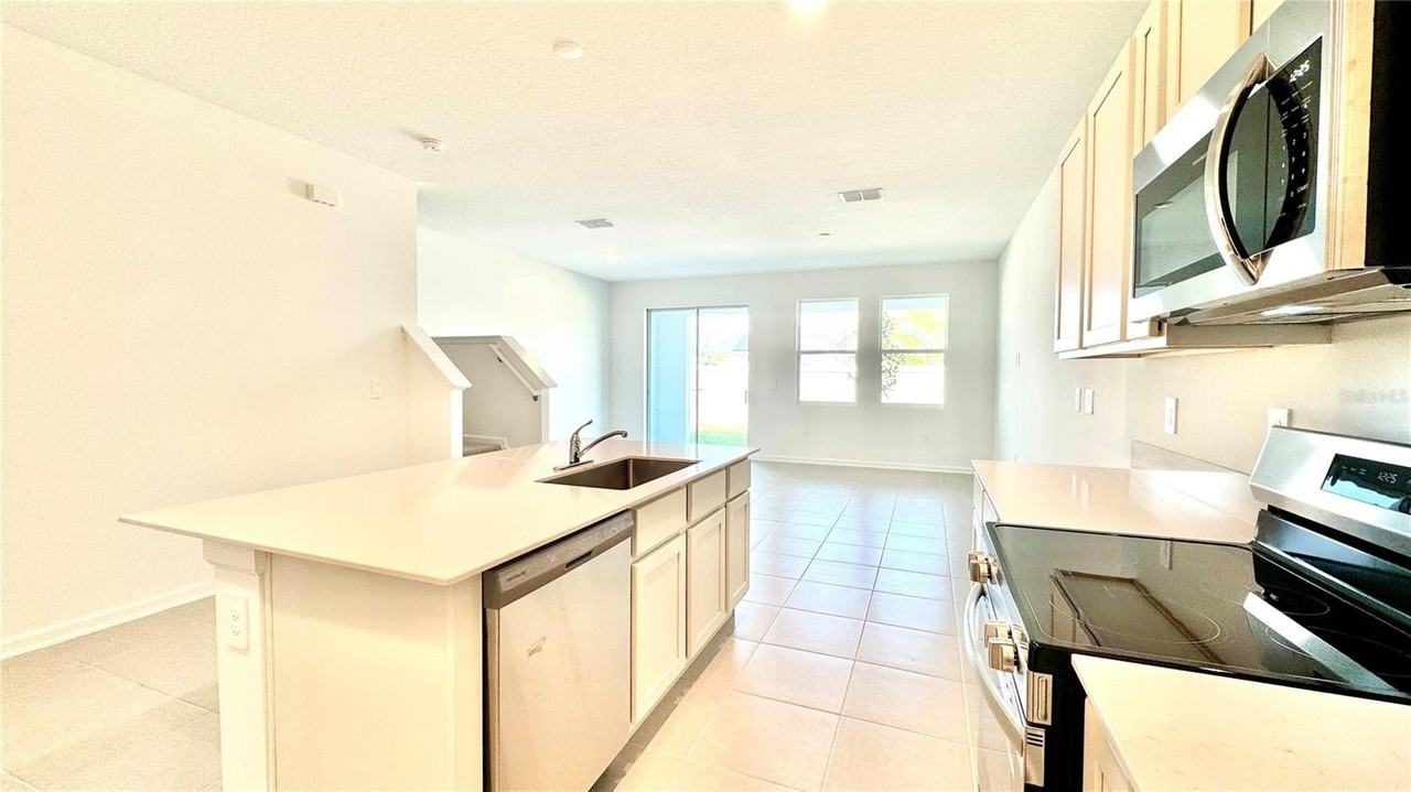 319 Sol Vista Dr - Photo 5 of 22