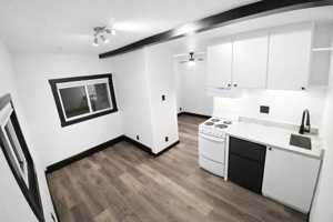 featured image of 510 Main St #4