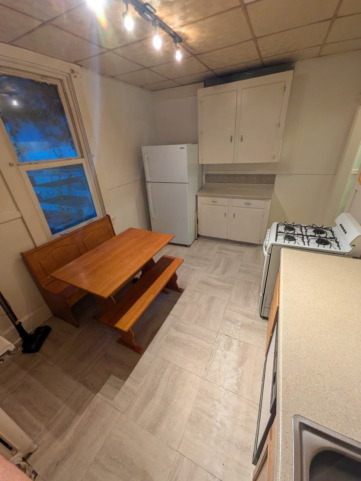 343 Linden Ave #2 - Photo 3 of 5