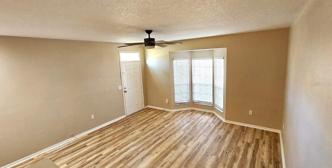 2700 Penzance St - Photo 5 of 31