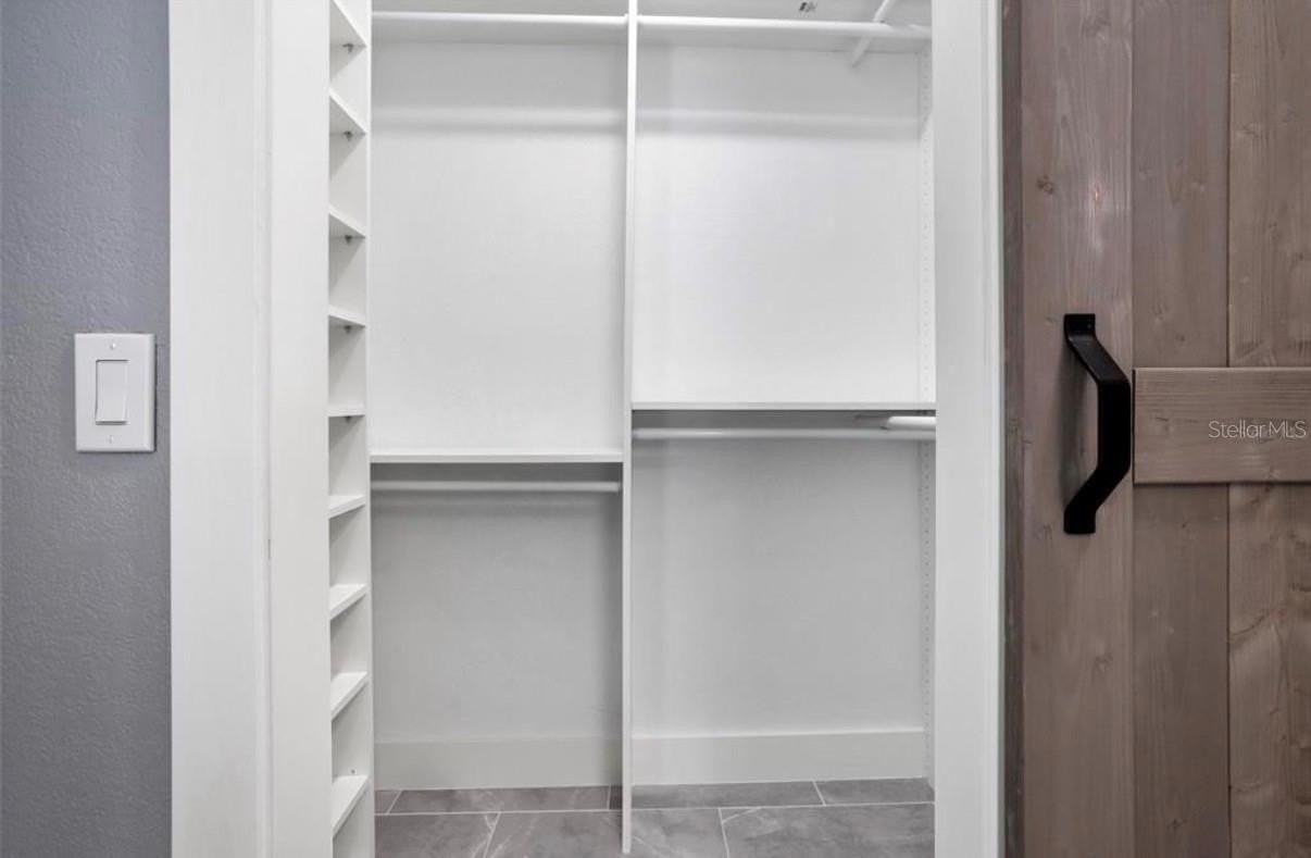 8907 N Boulevard - Photo 6 of 24