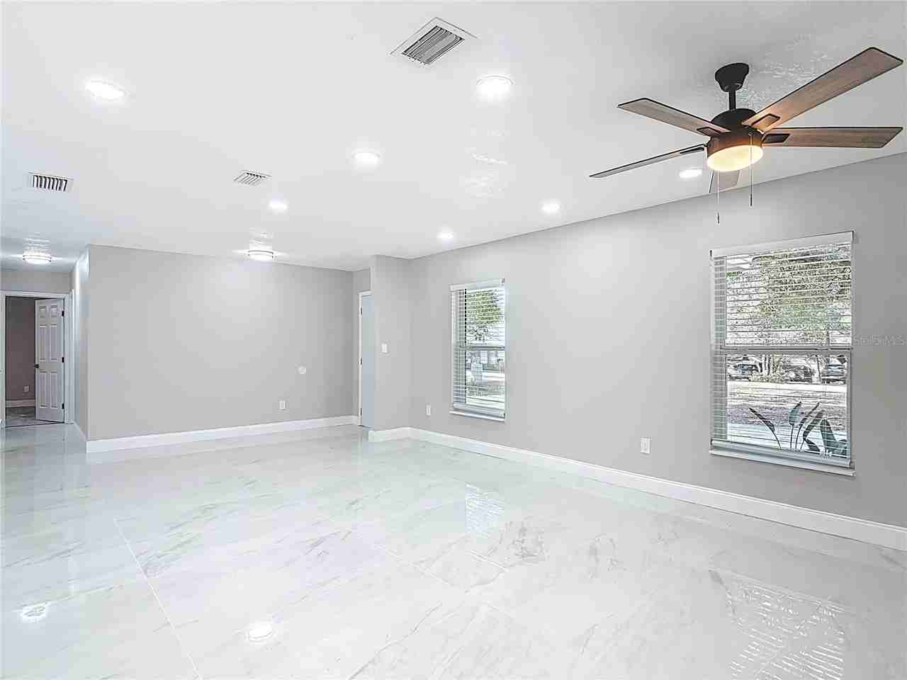 31440 Prestwick Ave - Photo 5 of 22