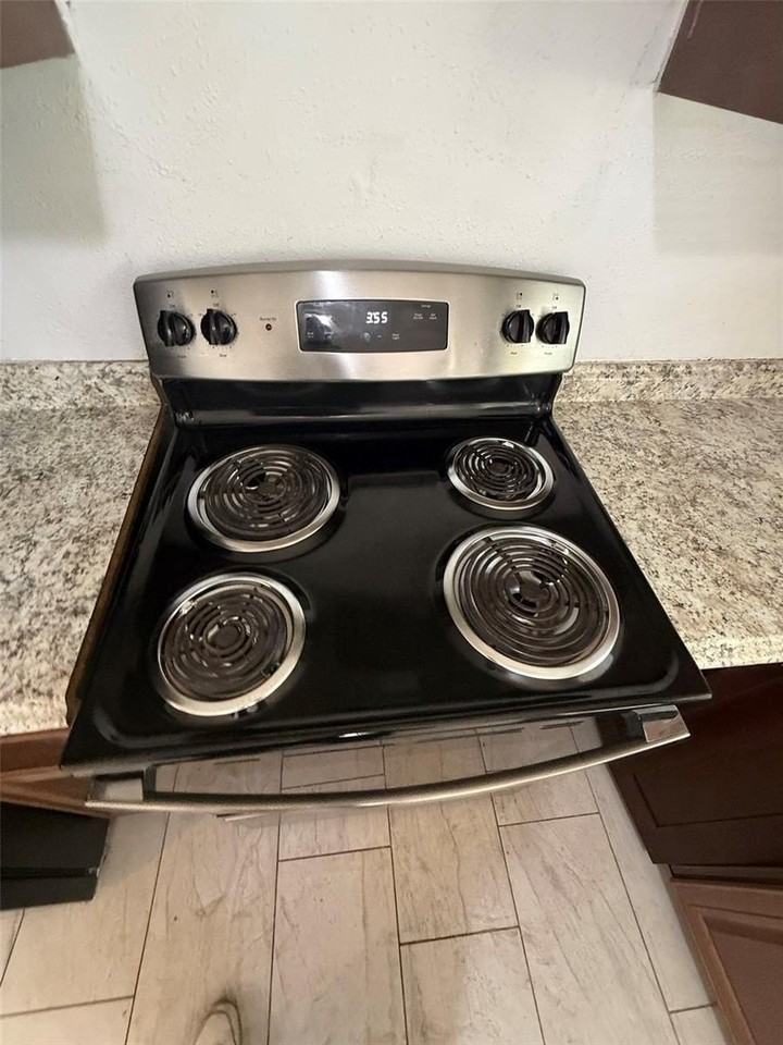 8105 N Klondyke St - Photo 6 of 22