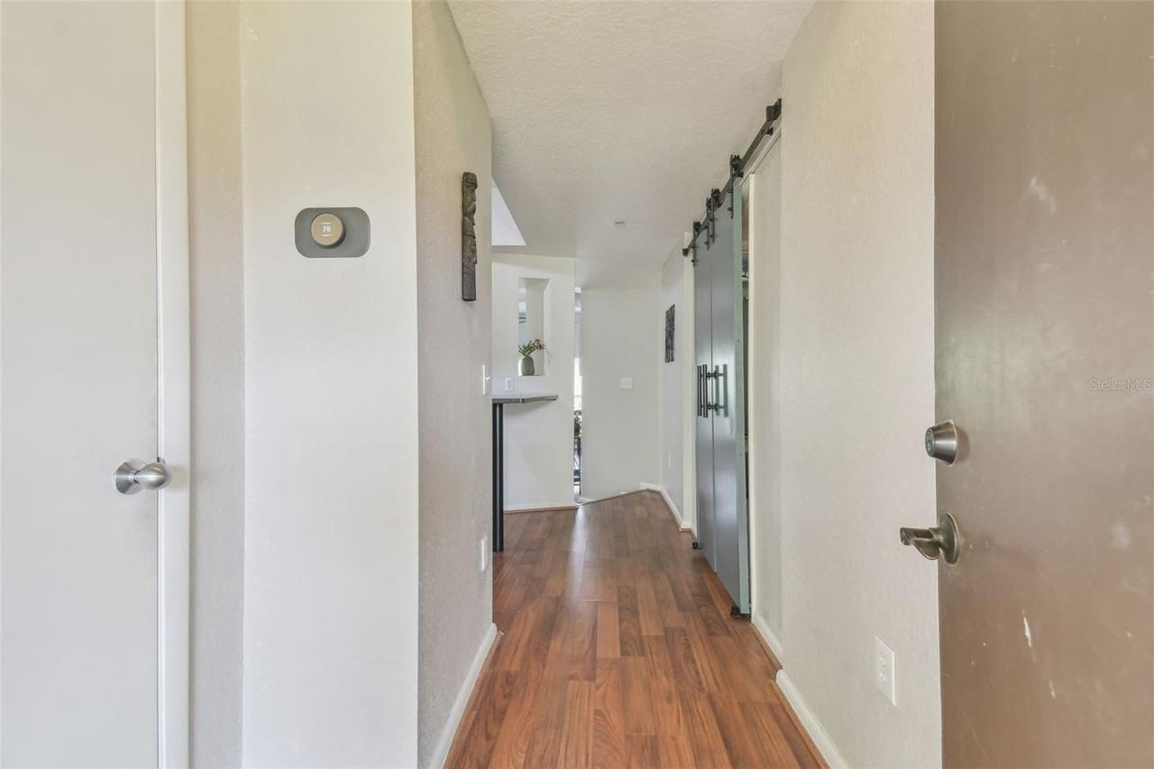 2440 W Horatio St #1031 - Photo 2 of 27