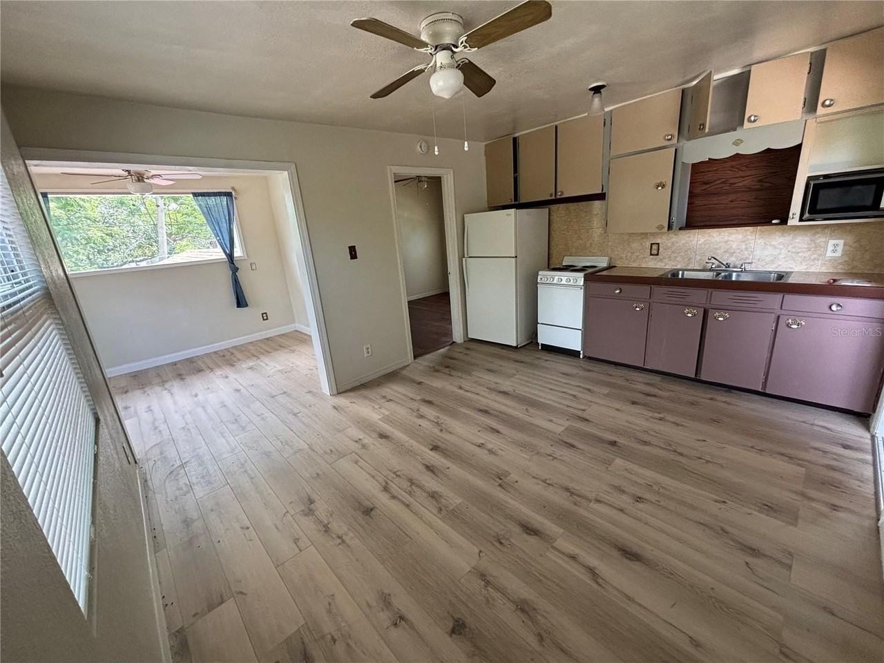 1217 Carolyn Ln #B - Photo 5 of 16