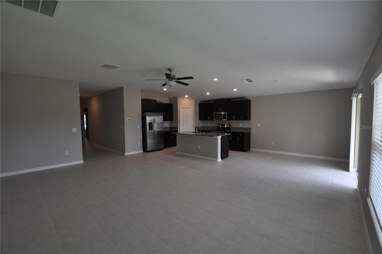 1458 Tahitian Sunrise Dr - Photo 5 of 22