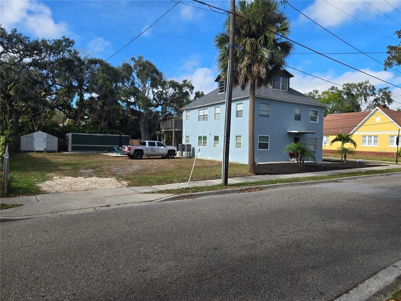 101 W Lemon St #3