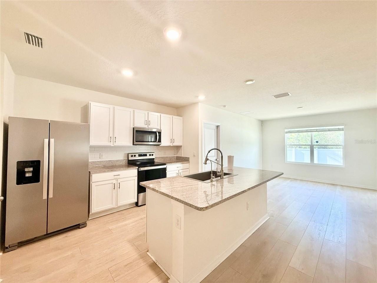 15541 Black Pepper Ln - Photo 3 of 26