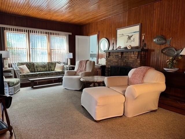 850 Evergreen Walk - Photo 4 of 17