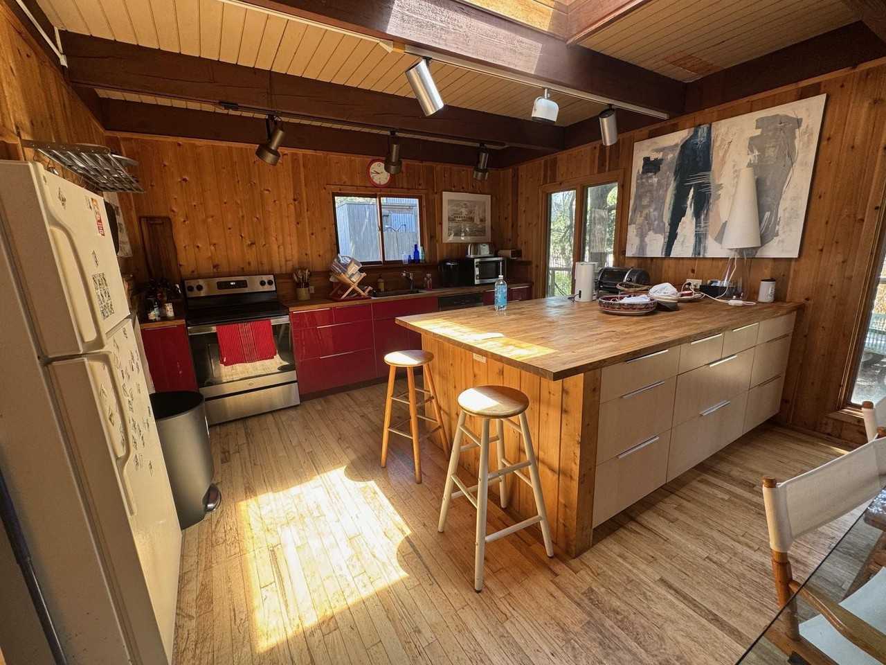 39 West Walk - Photo 4 of 9